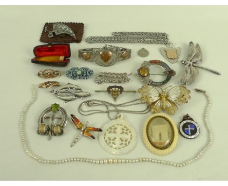 A group of costume jewellery and jewellery, including a graduated cultured pearl necklace with 9ct white gold clasp, a 9ct go