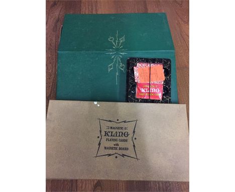 Magnetic Kling playing cards with magnetic board