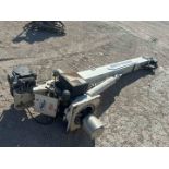 AUTO CRANE