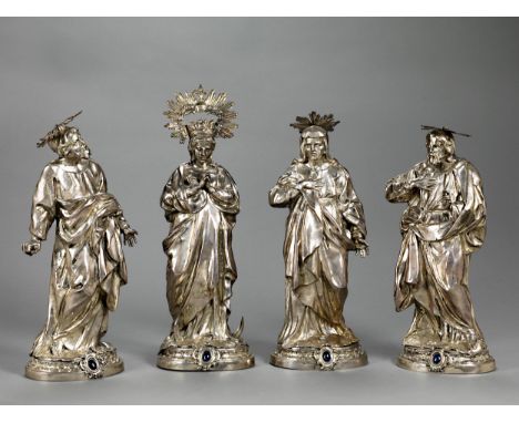 Bartolomeo Borroni, 1703 Vicenza – 1787 Rom, zug.GRUPPE VON VIER SILBERFIGURENCa. 35 x 12 x 9,5 cm. Gesamtgewicht: ca. 2300 g