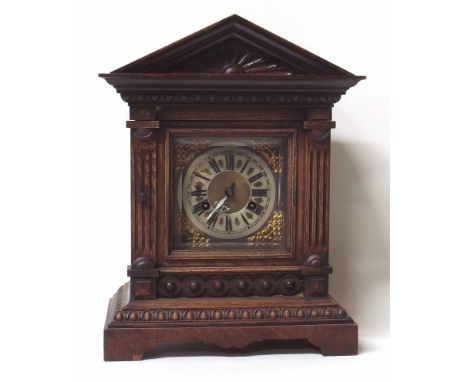 Late 19th century German bracket clock with oak case and 8 day movement Condition report: see terms and conditions