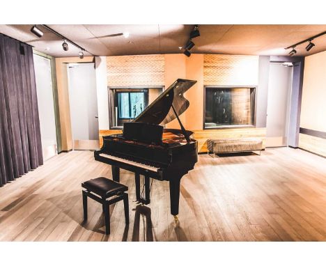 Spend a day in the shoes of legends, recording in Universal Music’s own in-house studios, The Engine Room, at the King’s Cros