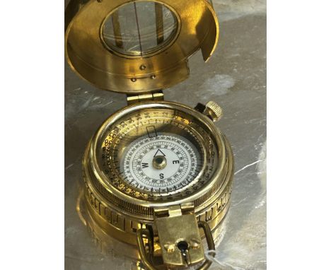 1940 military compass T G.Co Ltd London 