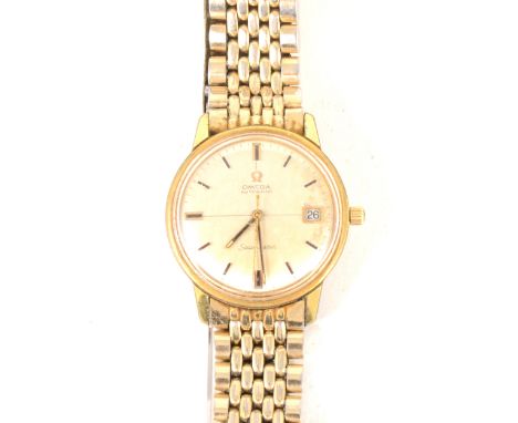 Omega - a gentleman's Automatic Seamaster wrist watch, circular light champagne dial with raised baton markers, centre second