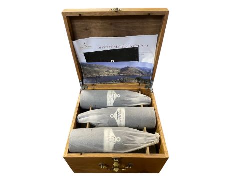 1999 Quinta do Vesuvio vintage port 75cl x6 in wooden presentation box. Bottles have been stored correctly in a cellar