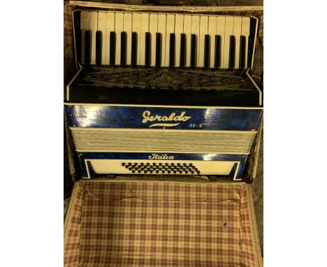 Geraldo accordion standard Italia 45-2, 48 button and case. Estimate £20-30.