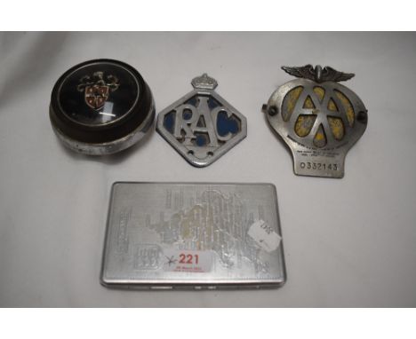 A selection of vintage motor related items, to include an AA membership badge No 0332145, and RAC badge and an Austin Horn pu