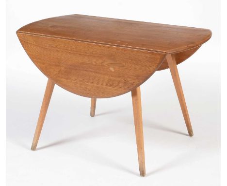 Ercol: an elm and beech wood drop leaf dining table, 125 (open) x 113 x 72cms high.