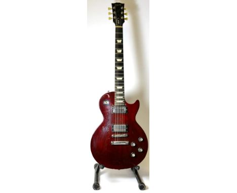 Gibson Les Paul Studio Electric Guitar (1997) Made in USA, no.90967411, with burgundy body, ebony fingerboard with mother-of-