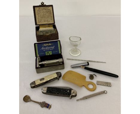 A collection of assorted misc. vintage items. To include: cased Midgard microscope, penknives, cased Aristocrat razor, founta