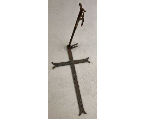 A vintage black painted wrought iron hanging sign wall bracket with sign fixings.  Approx 80cm tall, hanging extension approx
