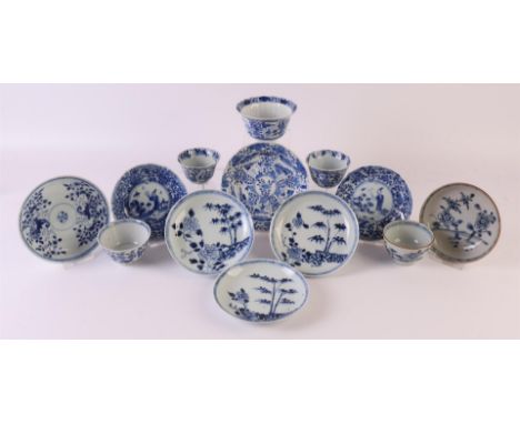 A lot of blue/white porcelain cups and saucers, China, Kangxi/Qianlong, 18th century, to. 13x.