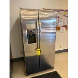GE Refrigerator, Model GSS25GSHNCSS, S/N DR411386