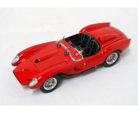 CMC CLASSIC MODEL CARS DIECAST MODEL OF A FERRARI 250 TESTA ROSSA, 19581:18 scale, with information booklet