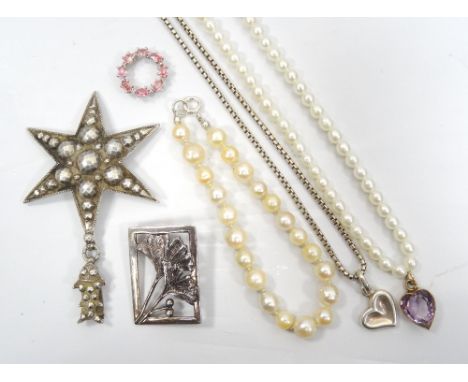 SELECTION OF SILVER AND OTHER JEWELLERYcomprising a pearl necklace with amethyst set heart pendant and gold clasp, a Links of