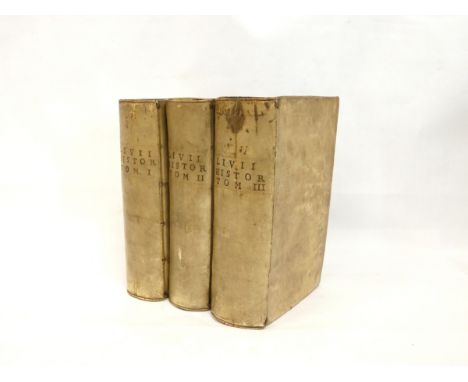 LIVY TITUS.&nbsp;&nbsp;Historiarum Quod Extat, cum Perpetuis Gronovii et Variorum Notis. 3 vols. 997pp. Eng. title to vol. 1.