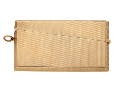 A 9ct gold visiting card case, with engine-turned decoration, hallmarked for Birmingham 1929, maker’s mark ‘B&S’, length 8.5c