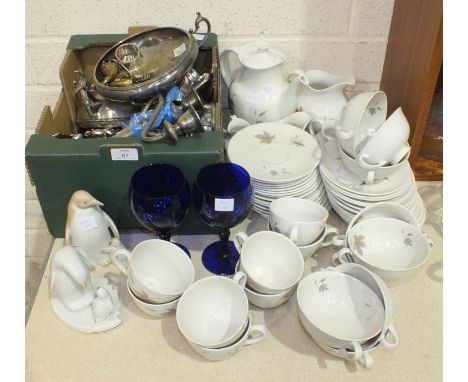 Approximately eighty pieces of Royal Doulton 'Tumbling Leaves' pattern dinner and tea ware, a collection of ceramic thimbles,
