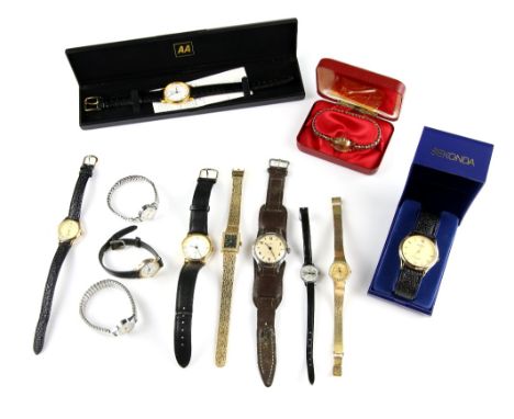 A collection of watches including Tissot, Sekonda, Seiko, Timex and other quartz watches, on leather, bracelet or expanding s