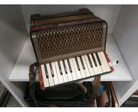 Hohner Carmen I Accordion