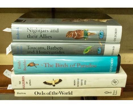 Short (Lester) &amp; Horne (Jennifer). Toucans, Barbets &amp; Honeyguides. Colour plates by Albert Earl Gilbert. Pub by OUP, 