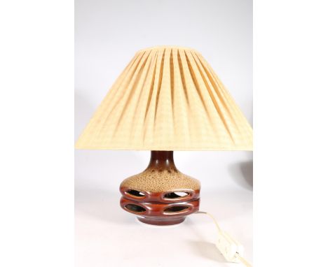 Mid-century West German fat lava style squat table lamp with mottled drip glaze and additional interior bulb, 18cm to the top