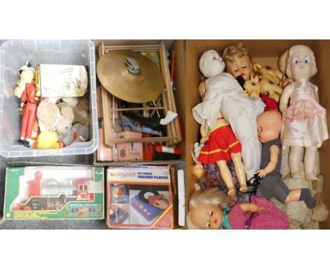 An Echo steam locomotive, box, a Playcraft record player, box and various other toys (3) 