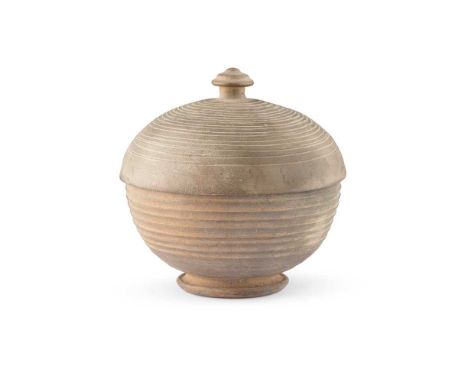 POTTERY BOWL AND COVER  SILLA PERIOD  新羅 陶弦紋碗帶蓋 the bowl potted on a short flaring stem, with a domed cover surmounted by a k