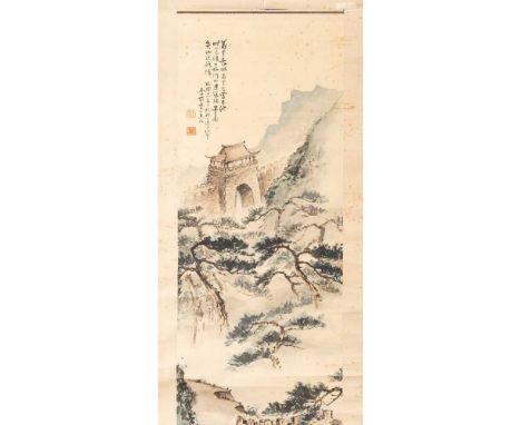 INK SCROLL 'GREAT WALL OF CHINA' PAINTING LI WEISEN (ACTIVE 1940S-1960s), DATED TO 1939AD  1939年 李蔚森（活躍於1940-1960） 長城圖 紙本設色 立