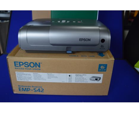 Boxed Epson EMp S42 Multimedia Projector 