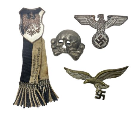 Imperial German Prussian Army Service Veterens Association badge; 'SS' type first pattern cap skull; Luftwaffe metal eagle un