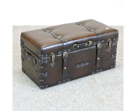 A modern brown leather travelling trunk, 71cm