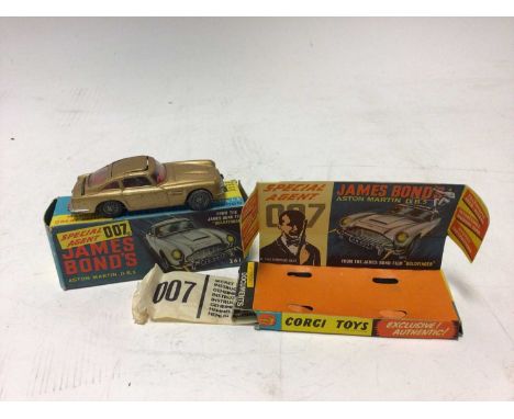 Corgi James Bond's Aston Martin DB5 No.261, boxed