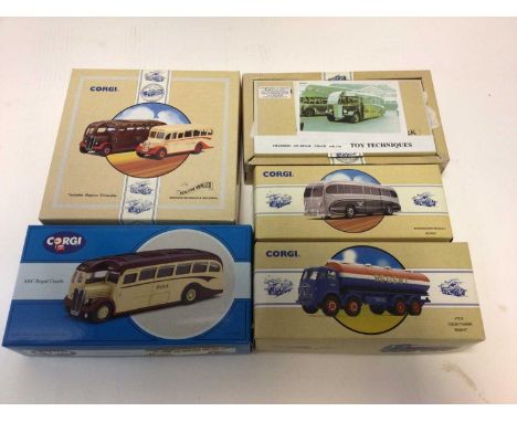 Diecast Corgi boxed selection of Coaches &amp; Buses (20)