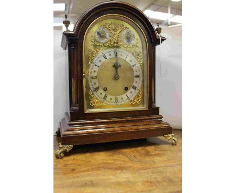 An Edwardian mahogany cased bracket clock of late 18th Century style, dome top, silvered chapter ring, Roman numerals, on scr