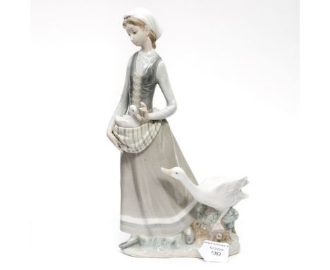 Lladro 'Goose Girl'