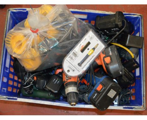 A large mixed lot of power tools including DeWalt, Bosch, Draper etc