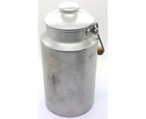 WWII Hitler Youth Billy can. P&amp;P Group 1 (£14+VAT for the first lot and £1+VAT for subsequent lots) 