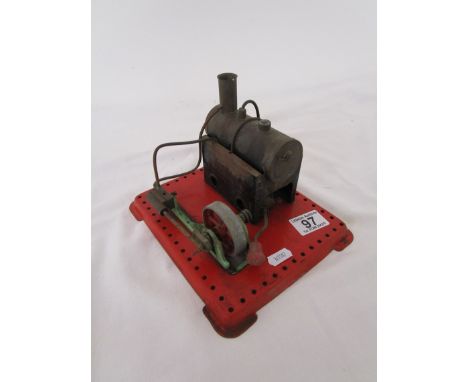 Mamod steam engine