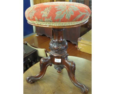 Victorian mahogany tripod extending piano stool. (B.P. 24% incl. VAT)
