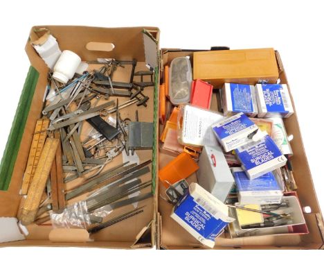 Various rulers, slide rulers, gauges and other model making spares, including surgical blades, glass bush refills, paintbrush