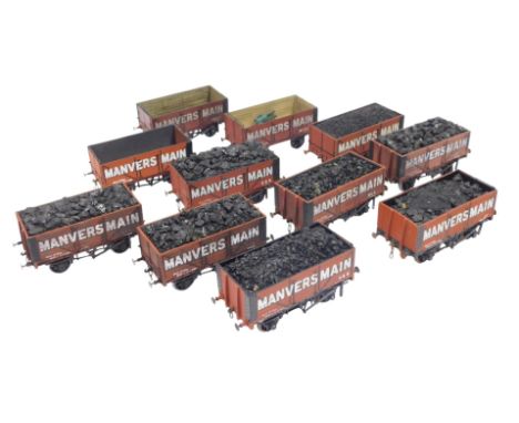Kit-built O gauge wagons, Manvers Main 7 plank wagons. (1 tray)