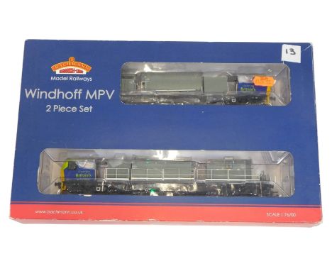A Bachmann Branchline OO gauge Windhoff MPV two piece set, Network Rail livery, 31-575, boxed.