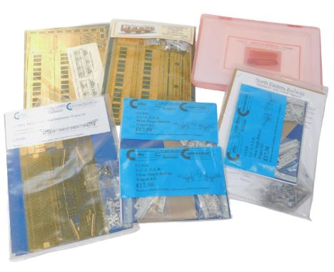 Various O gauge white metal and brass, including Celtic Connection Scale Model Railways kits CC010 GC/LNER ten tonne single b