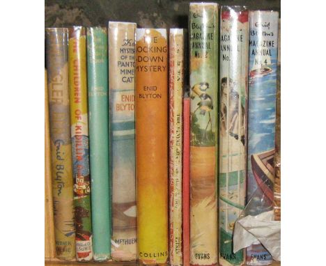 Library of Enid Blyton novels, magazines and annuals39/162 editions of Enid Blyton's Magazine which was published fortnightly