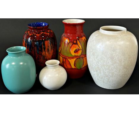 A Poole Pottery Living Glaze Exodus vase, further Poole Delph vase and three further pieces of Poole Pottery (5)