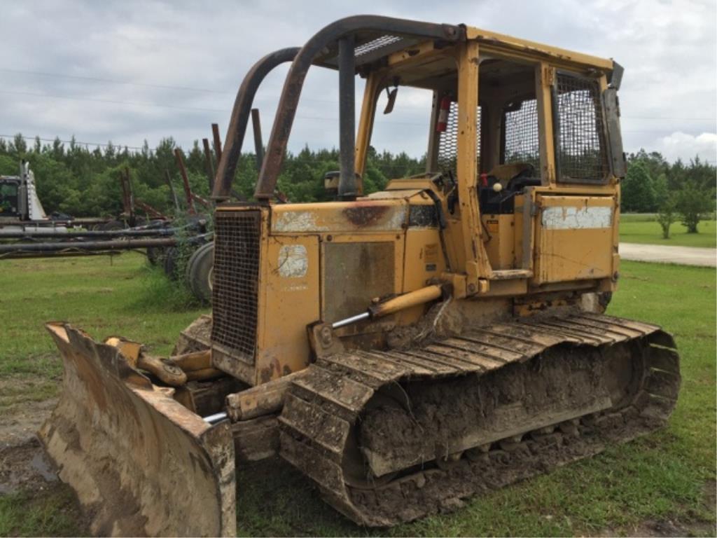 JOHN DEERE 650 DOZER W/ WINCH