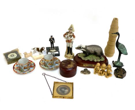 A mixed lot to include Japanese eggshell porcelain teacups and saucers, lacquered saucers, Leonardo collection badger, hear n