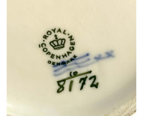 Royal Copenhagen lidded tureen pattern No. 8172 31cmW the lid with lemon finial