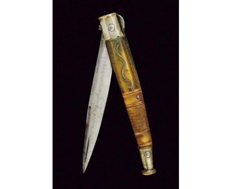 dating: First half of the 20th Century provenance: Avigliano, Single-edged blade. Grip with light horn grip scales, partially